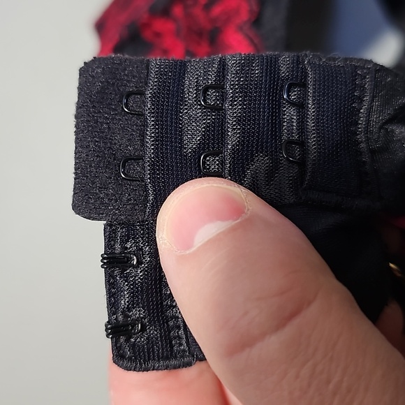 La Senza body kiss red and black 34C bra - Picture 4 of 7